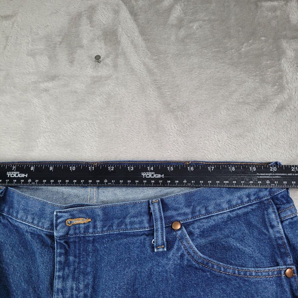 Wrangler Cowboy Cut Jeans Mens 42x30 Blue Med Wash Regular Taper Denim 13MWZPW - Picture 9 of 11